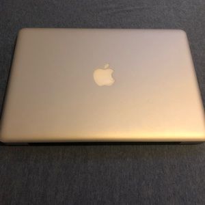 Mcbook pro 13 inch laptop